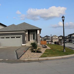 Afan Home Of Joy Winnipeg Exterior photo