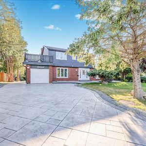 Stunning 7 Bedroom House With 2-Kitchen, 5-Washroom & Amazing Backyard Toronto Exterior photo