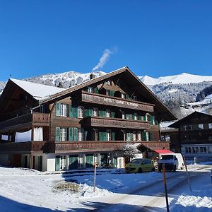 Hotel Garni Alpenruh Lenk Exterior photo