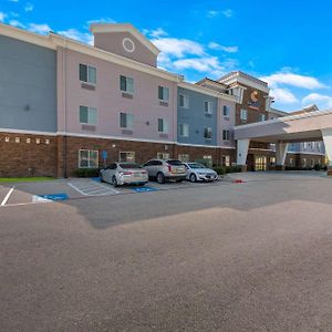 Comfort Suites Bastrop Exterior photo