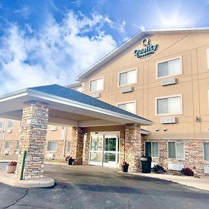 Quality Inn & Suites Wisconsin Dells Downtown - Waterparks Area Exterior photo
