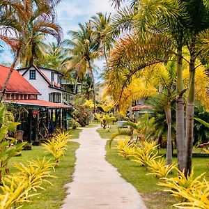 Plantage Resort Frederiksdorp Paramaribo Exterior photo