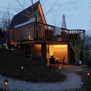 Glamping Holiday House With Hot Tub And Sauna- Hisa Oddiha Villa Smarjeske Toplice Exterior photo