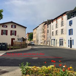 Studio Le Terra - Petit Dejeuner Inclus 1Ere Nuit - Aux 4 Logis Apartment Foix Exterior photo