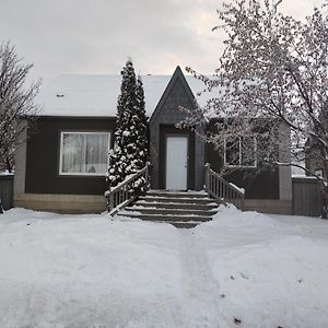 A Place To Call Home Edmonton Exterior photo