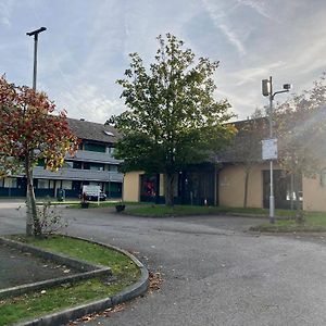 Campanile Hotel Runcorn Exterior photo