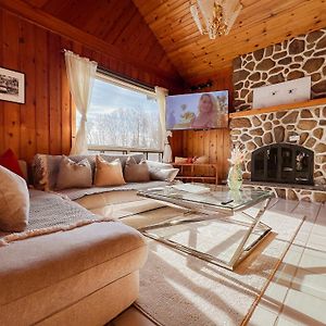 Luxury St-Sauveur Chalet With Swim Spa Close To Ski Villa Sainte-Adele Exterior photo