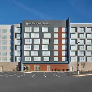 Hampton Inn & Suites Durham University Medical Center Exterior photo