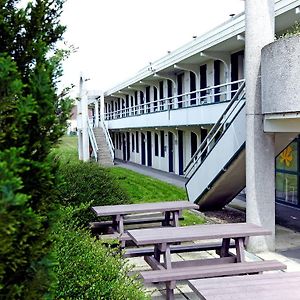 Premiere Classe Lille Sud - Douai Cuincy Hotel Exterior photo