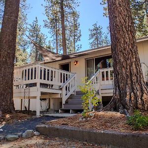 Pinetree Place Villa Wrightwood Exterior photo