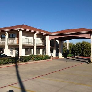 Heritage Inn Grand Prairie Exterior photo