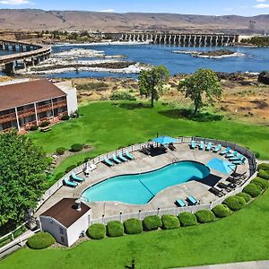 Columbia River Hotel, Ascend Hotel Collection The Dalles Exterior photo