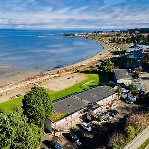 Sea Edge Motel Parksville Exterior photo