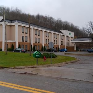 Wingate By Wyndham Buckhannon Exterior photo