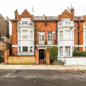 Colourful Studio Near Clapham Common! Apartment London Exterior photo