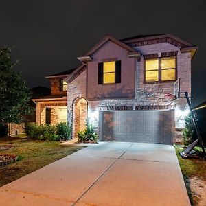 Spacious Long Stay Family Home In Kingwood/Humble Exterior photo