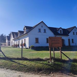 Matejovec 109 & Ubytovani Na Statku Aparthotel Cesky Rudolec Exterior photo