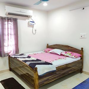 P V J Residency Home Stay Pithapuram Exterior photo