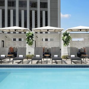 Le Meridien New Orleans Exterior photo