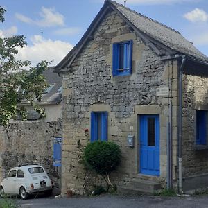 La Petite Maison Bleue Mouret Exterior photo