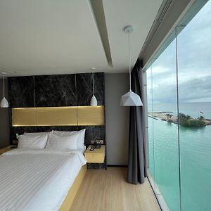 Swarn By Hawks Hotels Baa Atoll Exterior photo