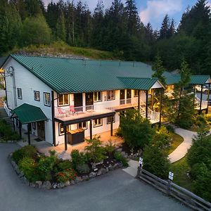 West Coast Trail Lodge Port Renfrew Exterior photo