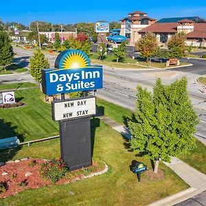 Days Inn & Suites By Wyndham Mt Pleasant Mount Pleasant Exterior photo