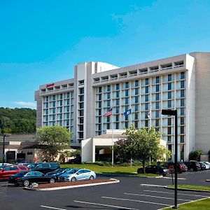 Westchester Marriott Tarrytown Exterior photo