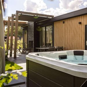 Mooi Twente Lodges - Prive Spa En Sauna Markelo Exterior photo