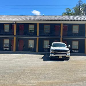 Luxor Inn & Suites, A Travelodge By Wyndham Elkins Exterior photo