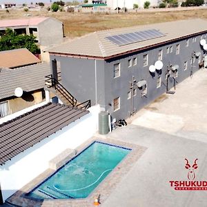 Tshukudu Guesthouse Soweto Exterior photo