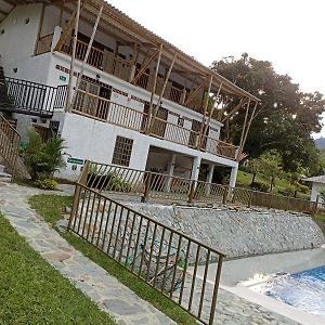 El Guadual Casa Campestre Villa Ibague Exterior photo