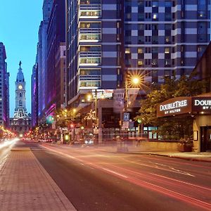 Doubletree By Hilton Hotel Philadelphia Center City Exterior photo