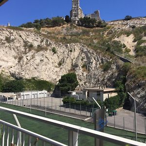 Superbe T3 Au Pieds De Notre Dame De La Garde Apartment Marseille Exterior photo