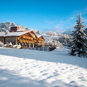 Hotel Cailler & Bains De La Gruyere Charmey Exterior photo