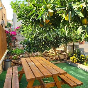 Maria'S Guesthouse - Uphill View Of Nazareth F Exterior photo