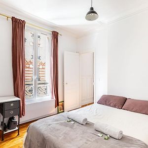 Guestready- Eclectic Delights In Saint-Ouen Apartment Exterior photo