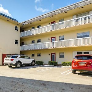 Lauderhill Vacation Rental With Community Pool Exterior photo