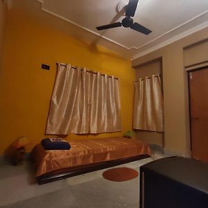 Apartment In Kolkata Exterior photo