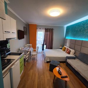 My Apartments Rooms Tirane Tirana Exterior photo