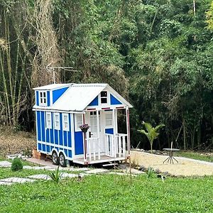 Tiny House On Wheels - Guayabal De Siquima Villa Exterior photo