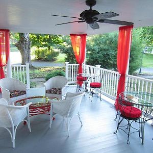 Vacationhouse Bed & Breakfast Ulster Park Exterior photo