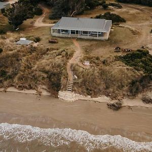 Saltair Freycinet Villa Dolphin Sands Exterior photo