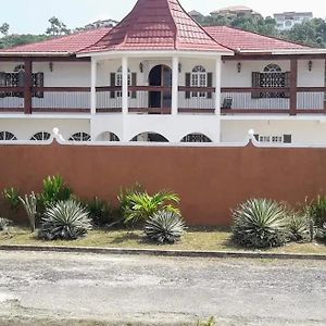 Comfort Rooms Ocho Rios Exterior photo