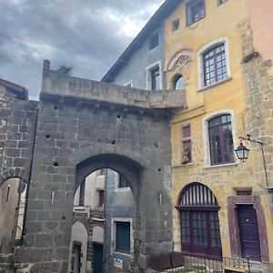 Aux Portes Du Mont Anis Apartment Le Puy-en-Velay Exterior photo