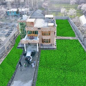 Royal Brangsa Guest House Skardu Exterior photo