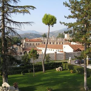 Hotel Certosa Padula Exterior photo