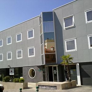 Hotel Montmelo Exterior photo