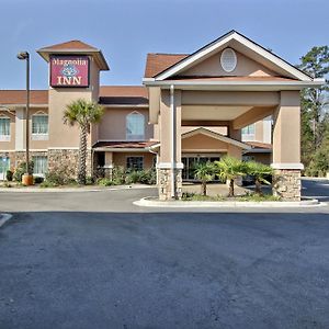 Magnolia Inn And Suites Pooler Savannah Exterior photo