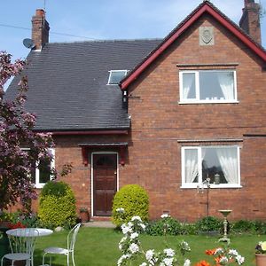 Yew Tree Farm Bed & Breakfast Eaton  Exterior photo